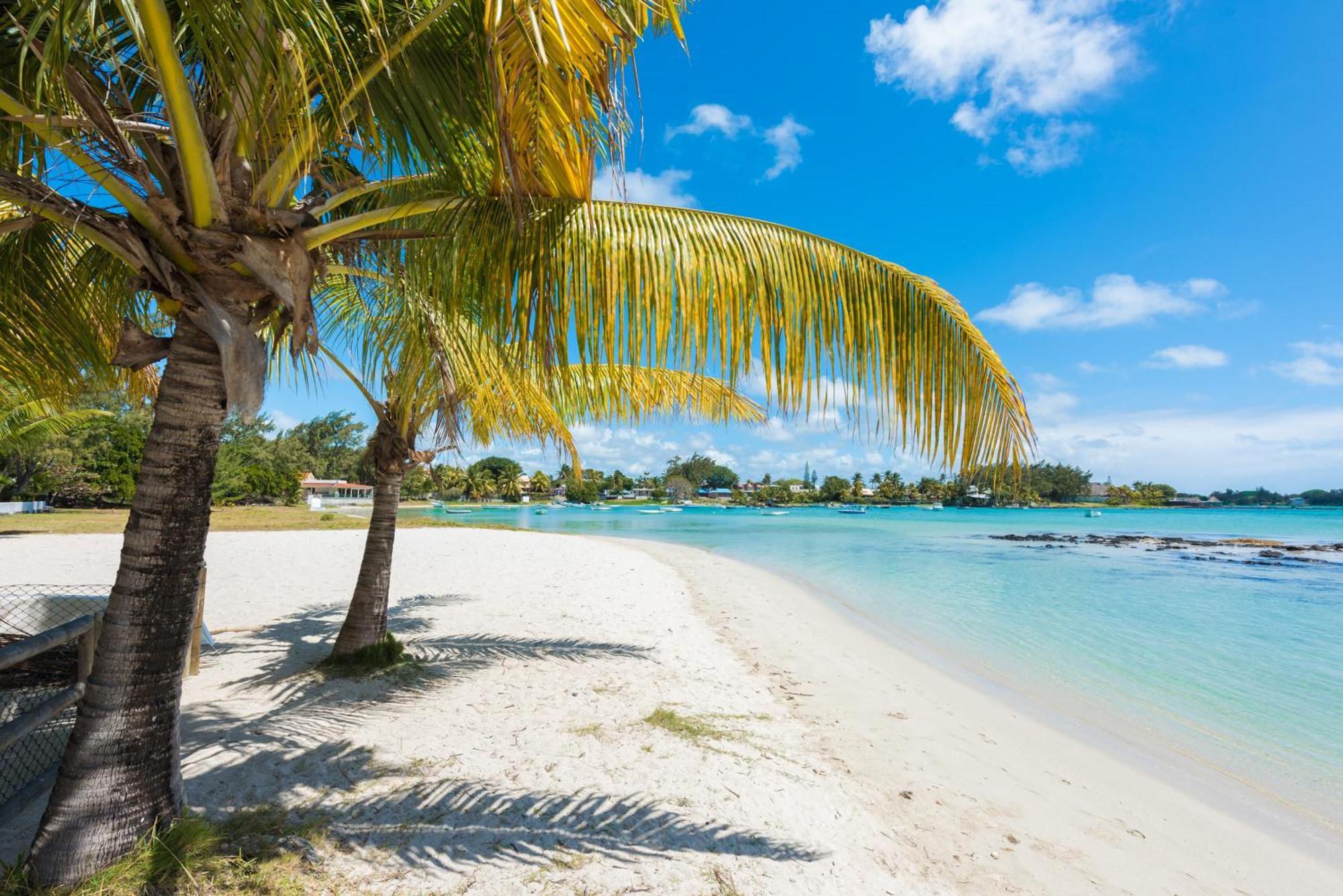 Quaint Beach Villa In A Fishing Village Grand-Gaube Exterior foto